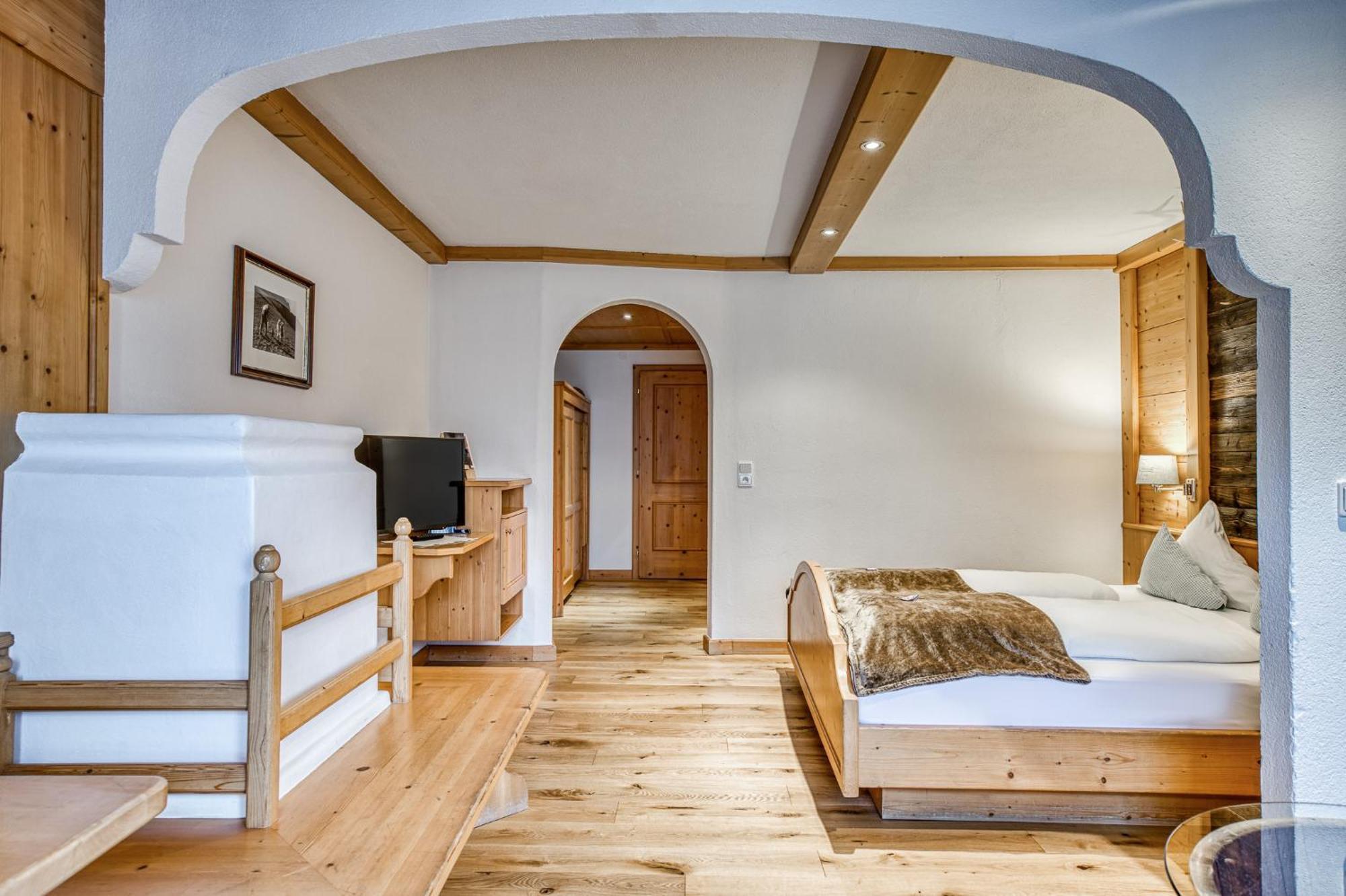 מידרס Hotel Alpenstolz חדר תמונה